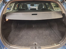 Charger l'image dans la galerie, Toyota Auris 1.8 Hybride Automatique 11 / 2015