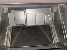 Charger l'image dans la galerie, Toyota Corolla 1.6 Essence Manuelle 07 / 2017