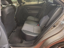 Charger l'image dans la galerie, Toyota Corolla 1.6 Essence Manuelle 07 / 2017
