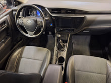 Charger l'image dans la galerie, Toyota Corolla 1.6 Essence Manuelle 07 / 2017