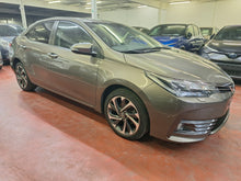 Charger l'image dans la galerie, Toyota Corolla 1.6 Essence Manuelle 07 / 2017