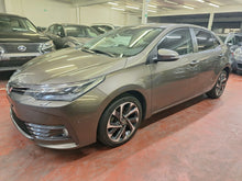 Charger l'image dans la galerie, Toyota Corolla 1.6 Essence Manuelle 07 / 2017