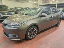 Charger l'image dans la galerie, Toyota Corolla 1.6 Essence Manuelle 07 / 2017