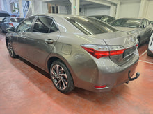 Charger l'image dans la galerie, Toyota Corolla 1.6 Essence Manuelle 07 / 2017
