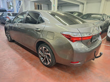 Charger l'image dans la galerie, Toyota Corolla 1.6 Essence Manuelle 07 / 2017