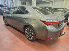 Charger l'image dans la galerie, Toyota Corolla 1.6 Essence Manuelle 07 / 2017