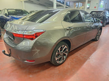 Charger l'image dans la galerie, Toyota Corolla 1.6 Essence Manuelle 07 / 2017
