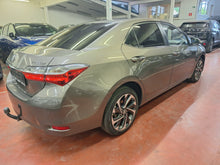Charger l'image dans la galerie, Toyota Corolla 1.6 Essence Manuelle 07 / 2017