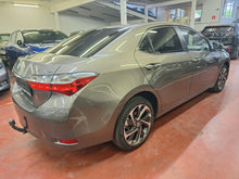 Charger l'image dans la galerie, Toyota Corolla 1.6 Essence Manuelle 07 / 2017