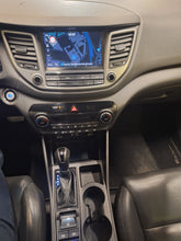 Afbeelding in Gallery-weergave laden, Hyundai Tucson 1.6 Essence Automatique 07 / 2017