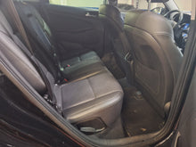 Afbeelding in Gallery-weergave laden, Hyundai Tucson 1.6 Essence Automatique 07 / 2017