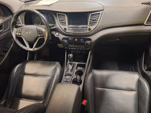 Afbeelding in Gallery-weergave laden, Hyundai Tucson 1.6 Essence Automatique 07 / 2017