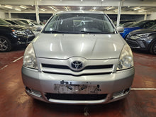 Load image into Gallery viewer, Toyota Corolla Verso 1.8 Essence 7 Places Automatique 03 / 2007