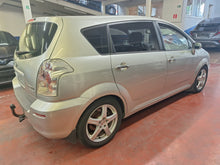 Load image into Gallery viewer, Toyota Corolla Verso 1.8 Essence 7 Places Automatique 03 / 2007