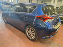 Charger l'image dans la galerie, Toyota Auris 1.2 Essence Manuelle 11 / 2015