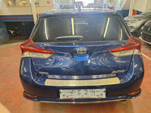 Charger l'image dans la galerie, Toyota Auris 1.2 Essence Manuelle 11 / 2015