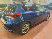 Charger l'image dans la galerie, Toyota Auris 1.2 Essence Manuelle 11 / 2015