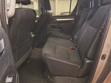 Afbeelding in Gallery-weergave laden, Toyota Hilux 2.4 Diesel Automatique 09 / 2016