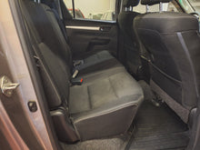 Afbeelding in Gallery-weergave laden, Toyota Hilux 2.4 Diesel Automatique 09 / 2016