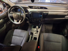 Afbeelding in Gallery-weergave laden, Toyota Hilux 2.4 Diesel Automatique 09 / 2016