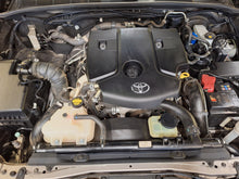 Afbeelding in Gallery-weergave laden, Toyota Hilux 2.4 Diesel Automatique 09 / 2016