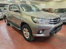 Afbeelding in Gallery-weergave laden, Toyota Hilux 2.4 Diesel Automatique 09 / 2016