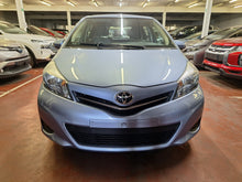 Charger l'image dans la galerie, Toyota Yaris 1.0 Essence Manuelle 06 / 2014