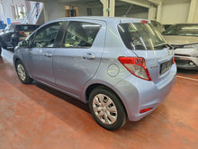 Charger l'image dans la galerie, Toyota Yaris 1.0 Essence Manuelle 06 / 2014
