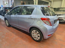 Charger l'image dans la galerie, Toyota Yaris 1.0 Essence Manuelle 06 / 2014
