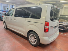 Load image into Gallery viewer, Toyota Proace Verso 8 Places 1.6 Diesel Automatique 03 / 2017