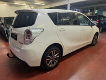 Load image into Gallery viewer, Toyota Verso 1.8 Essence Automatique 11 / 2013