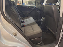 Load image into Gallery viewer, Volkswagen Tiguan 1.4 Essence Manuelle 01 / 2016