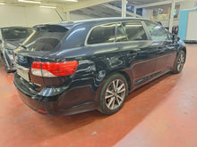 Afbeelding in Gallery-weergave laden, Toyota Avensis 1.8 Essence Automatique 07 / 2012
