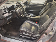 Charger l'image dans la galerie, Honda Civic 1.5 Essence Automatique 08 / 2017