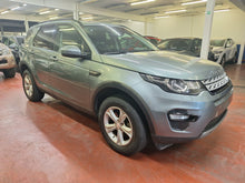 Load image into Gallery viewer, Land Rover Discovery Sport 2.0 Diesel Automatique  10 / 2015