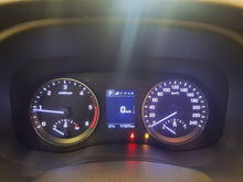 Charger l'image dans la galerie, Hyundai Tucson 1.7 Diesel Automatique 05 / 2017