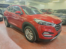 Charger l'image dans la galerie, Hyundai Tucson 1.7 Diesel Automatique 05 / 2017