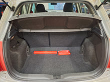 Charger l'image dans la galerie, Toyota Auris 1.3 Essence Manuelle 07 / 2012