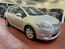Charger l'image dans la galerie, Toyota Auris 1.3 Essence Manuelle 07 / 2012