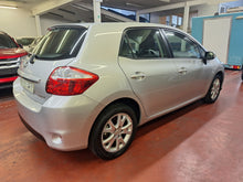 Charger l'image dans la galerie, Toyota Auris 1.3 Essence Manuelle 07 / 2012