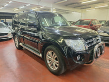 Afbeelding in Gallery-weergave laden, Mitsubishi Pajero 3.2 Diesel Utilitaire 7 Places Automatique 10 / 2013