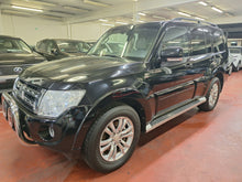 Afbeelding in Gallery-weergave laden, Mitsubishi Pajero 3.2 Diesel Utilitaire 7 Places Automatique 10 / 2013