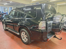 Afbeelding in Gallery-weergave laden, Mitsubishi Pajero 3.2 Diesel Utilitaire 7 Places Automatique 10 / 2013