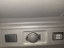 Load image into Gallery viewer, Toyota Prius + 7 Places 1.8 Hybride Automatqiue 05 / 2013