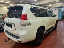 Charger l'image dans la galerie, Toyota Land Cruiser 3.0 Diesel Automatique 05 / 2010