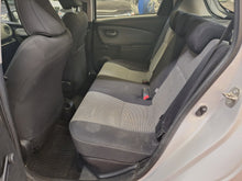 Charger l'image dans la galerie, Toyota Yaris 1.5 Hybride Automatique 03 / 2016