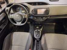 Charger l'image dans la galerie, Toyota Yaris 1.5 Hybride Automatique 03 / 2016