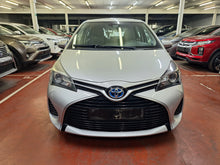 Charger l'image dans la galerie, Toyota Yaris 1.5 Hybride Automatique 03 / 2016