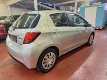 Charger l'image dans la galerie, Toyota Yaris 1.5 Hybride Automatique 03 / 2016