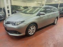 Afbeelding in Gallery-weergave laden, Toyota Auris 1.2 Essence Manuelle 05 / 2018